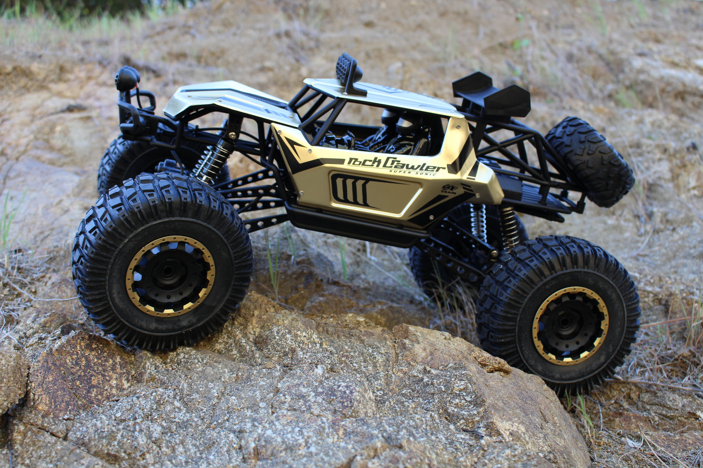 RC Car 4WD Off Road Rock Crawler 20" Gold Edition